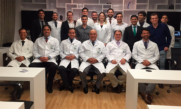 Especialização em cirurgia do ombro — Dr. Pedro Paulo Viana